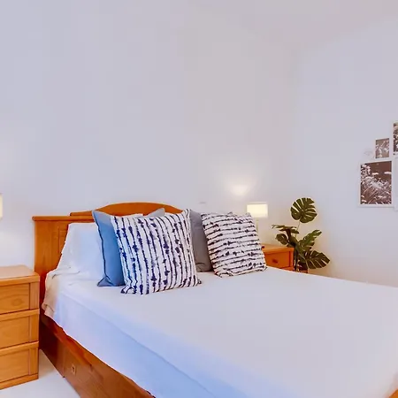 Apartment Colina Sol T2 Quarteira
