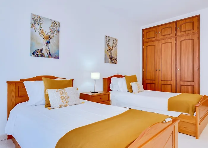 Colina Sol T2 * Quarteira